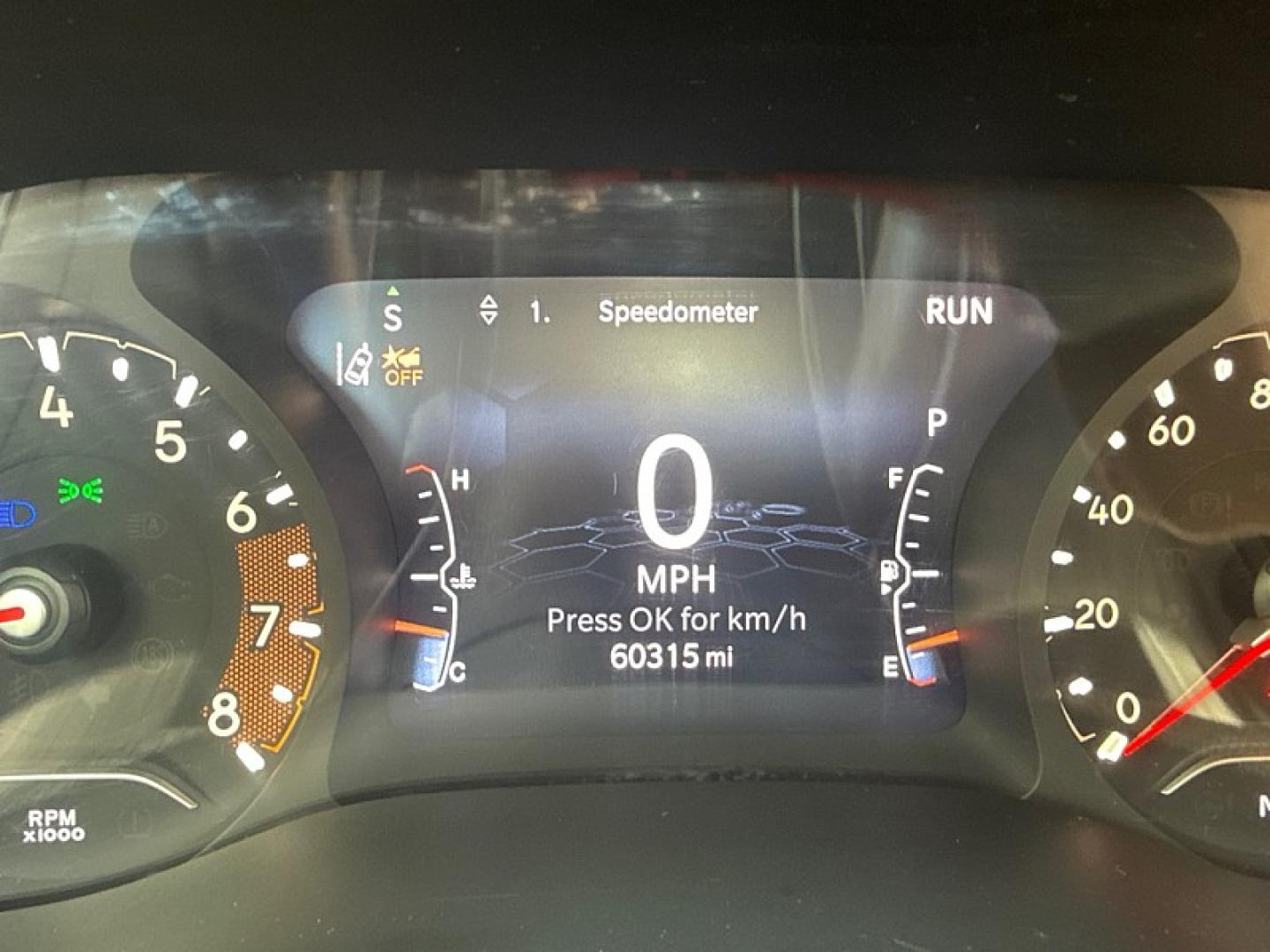 2022 MAROON /BLACK Jeep Compass Latitude 4WD (3C4NJDBB3NT) with an 2.4L L4 DOHC 16V engine, Automatic 9-Spd transmission, located at 3304 Woodville Road, Northwood, OH, 43619, (419) 210-8019, 41.612694, -83.480743- Photo#16