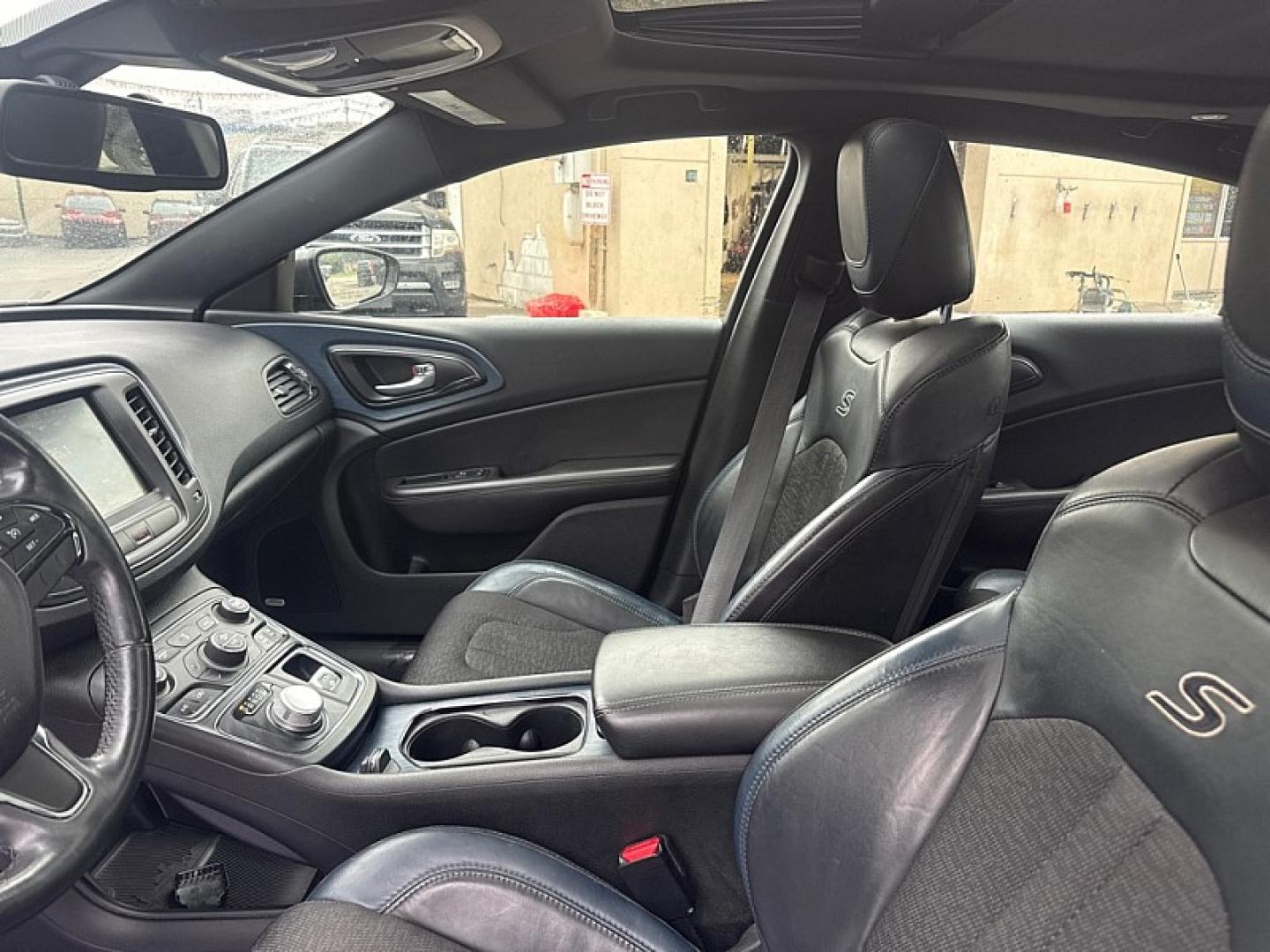 2015 GRAY /BLACK Chrysler 200 S (1C3CCCBG0FN) with an 3.6L V6 DOHC 24V FFV engine, 9A transmission, located at 3304 Woodville Road, Northwood, OH, 43619, (419) 210-8019, 41.612694, -83.480743- Photo#9