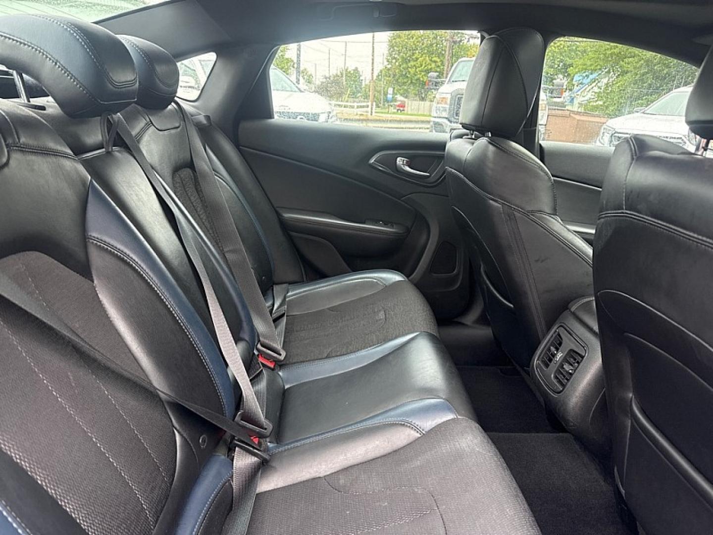 2015 GRAY /BLACK Chrysler 200 S (1C3CCCBG0FN) with an 3.6L V6 DOHC 24V FFV engine, 9A transmission, located at 3304 Woodville Road, Northwood, OH, 43619, (419) 210-8019, 41.612694, -83.480743- Photo#13