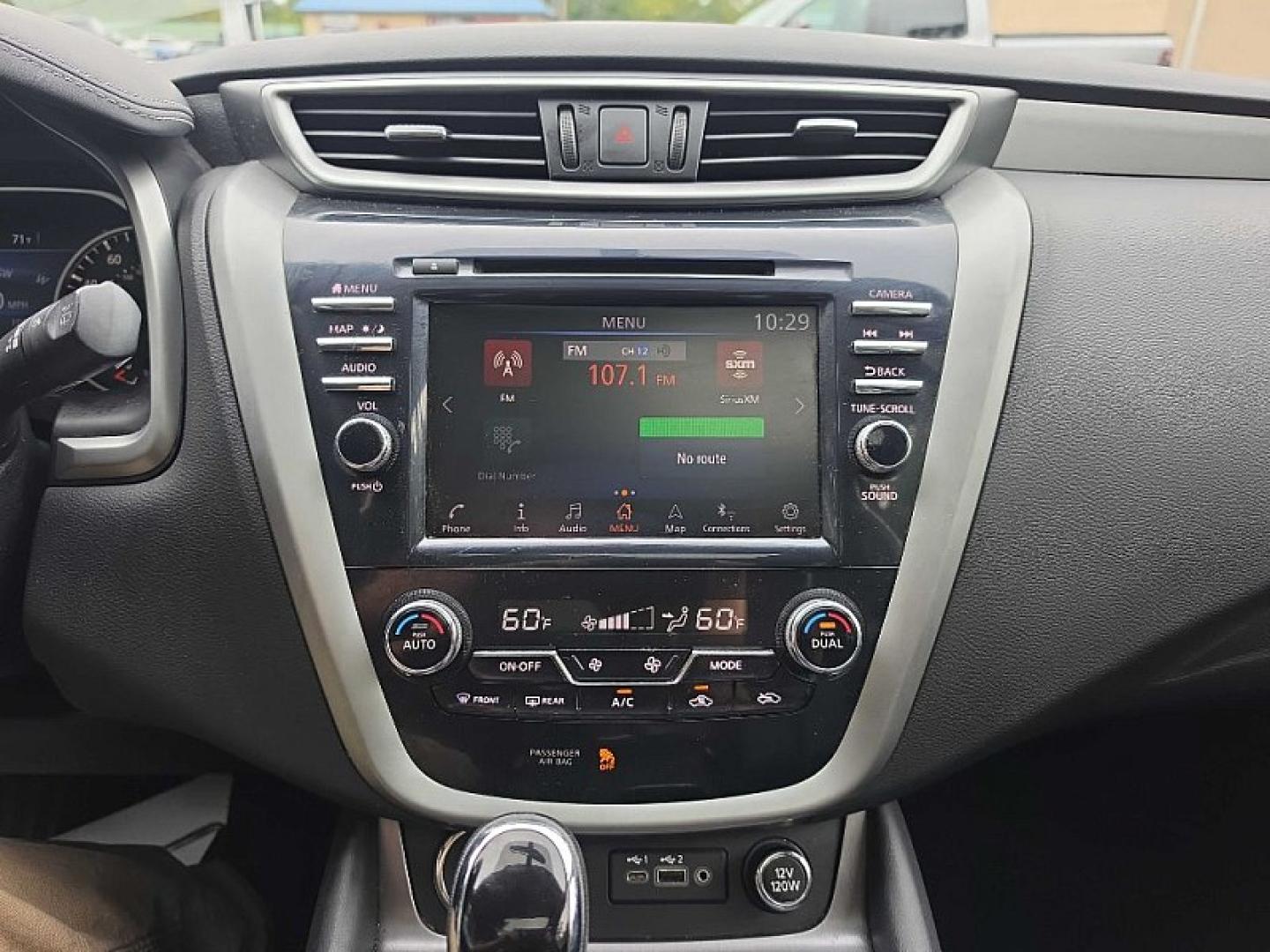 2019 WHITE /BLACK Nissan Murano Platinum AWD (5N1AZ2MS8KN) with an 3.5L V6 DOHC 24V engine, CVT transmission, located at 3304 Woodville Road, Northwood, OH, 43619, (419) 210-8019, 41.612694, -83.480743- Photo#20