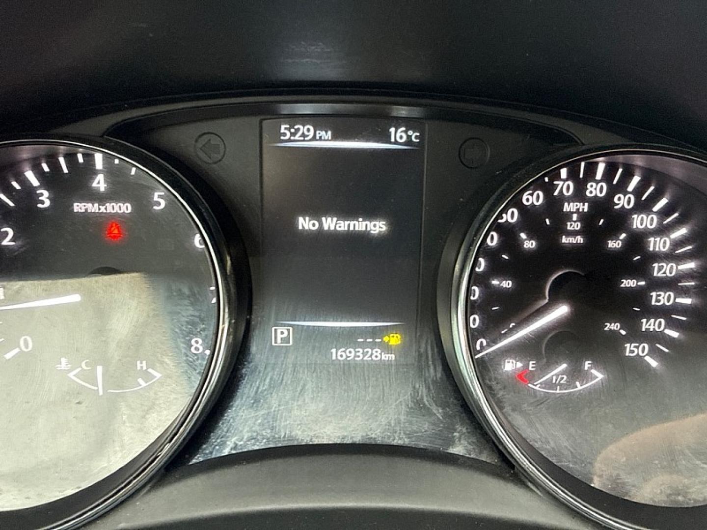 2017 WHITE /BLACK Nissan Rogue S AWD (5N1AT2MVXHC) with an 2.5L L4 DOHC 16V engine, CVT transmission, located at 3304 Woodville Road, Northwood, OH, 43619, (419) 210-8019, 41.612694, -83.480743 - Your #1 Destination for Auto Loans and mdash;No Matter Your Credit!At our dealership, we believe everyone deserves the opportunity to drive their dream car and mdash;whether you have good credit, bad credit, or no credit at all. With a wide selection of hundreds of cars, trucks, and SUVs, you'll fin- Photo#17