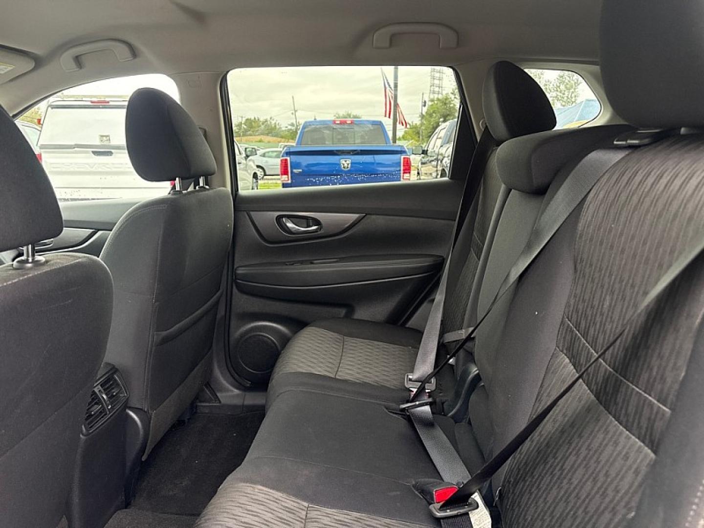 2020 BLACK /BLACK Nissan Rogue S AWD (5N1AT2MV2LC) with an 2.5L L4 DOHC 16V engine, CVT transmission, located at 3304 Woodville Road, Northwood, OH, 43619, (419) 210-8019, 41.612694, -83.480743- Photo#13