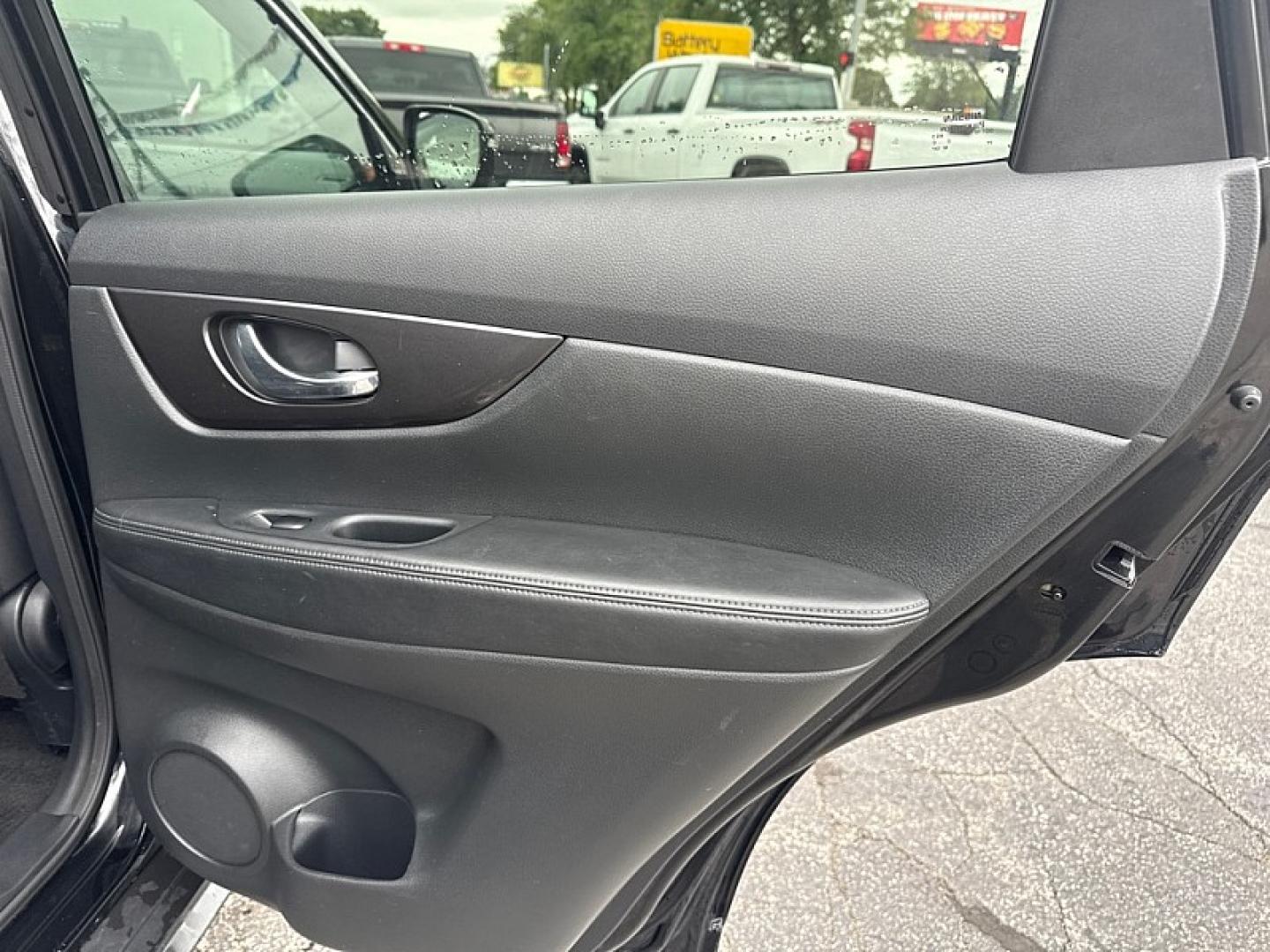 2020 BLACK /BLACK Nissan Rogue S AWD (5N1AT2MV2LC) with an 2.5L L4 DOHC 16V engine, CVT transmission, located at 3304 Woodville Road, Northwood, OH, 43619, (419) 210-8019, 41.612694, -83.480743- Photo#14