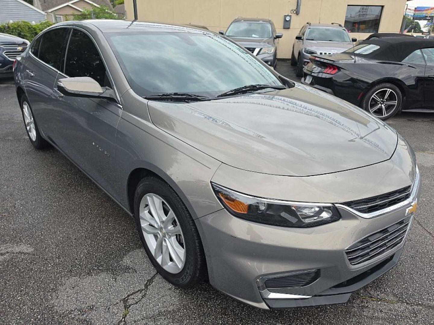 2018 BROWN /BLACK Chevrolet Malibu LT (1G1ZD5ST2JF) with an 1.5L L4 DOHC 16V engine, 6A transmission, located at 3304 Woodville Road, Northwood, OH, 43619, (419) 210-8019, 41.612694, -83.480743- Photo#6