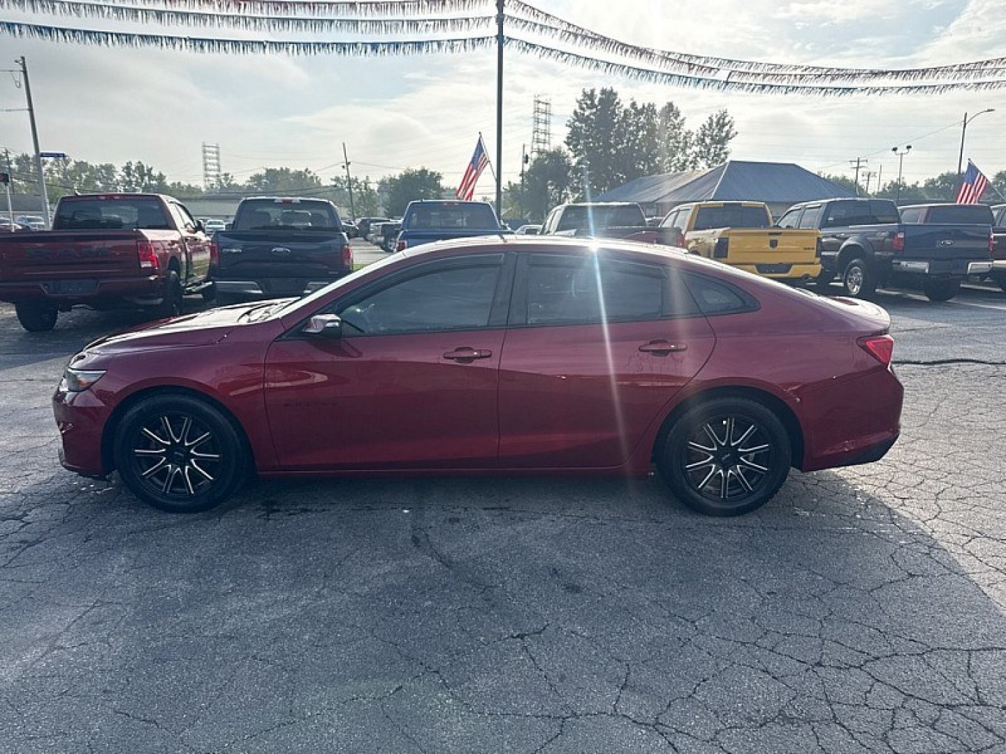 2017 RED /BLACK Chevrolet Malibu 1LT (1G1ZE5ST1HF) with an 1.5L L4 DOHC 16V engine, 6A transmission, located at 3304 Woodville Road, Northwood, OH, 43619, (419) 210-8019, 41.612694, -83.480743 - Your #1 Destination for Auto Loans and mdash;No Matter Your Credit!At our dealership, we believe everyone deserves the opportunity to drive their dream car and mdash;whether you have good credit, bad credit, or no credit at all. With a wide selection of hundreds of cars, trucks, and SUVs, you'll fin- Photo#1
