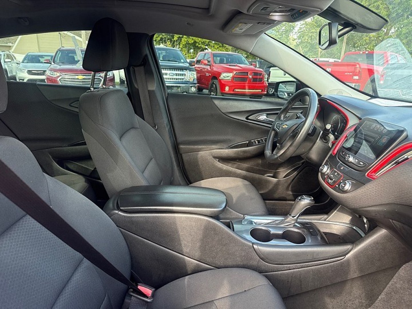 2017 RED /BLACK Chevrolet Malibu 1LT (1G1ZE5ST1HF) with an 1.5L L4 DOHC 16V engine, 6A transmission, located at 3304 Woodville Road, Northwood, OH, 43619, (419) 210-8019, 41.612694, -83.480743 - Your #1 Destination for Auto Loans and mdash;No Matter Your Credit!At our dealership, we believe everyone deserves the opportunity to drive their dream car and mdash;whether you have good credit, bad credit, or no credit at all. With a wide selection of hundreds of cars, trucks, and SUVs, you'll fin- Photo#15