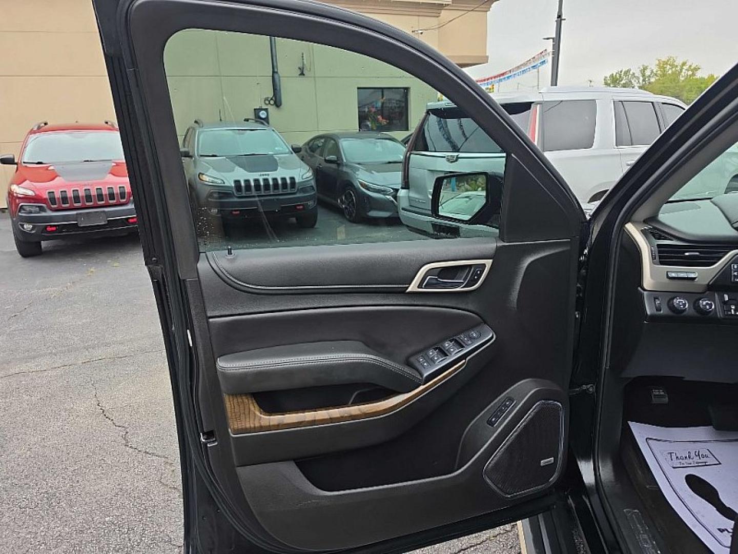 2018 BLACK /BLACK GMC Yukon Denali 4WD (1GKS2CKJ9JR) with an 6.2L V8 OHV 16V engine, 10A transmission, located at 3304 Woodville Road, Northwood, OH, 43619, (419) 210-8019, 41.612694, -83.480743- Photo#8