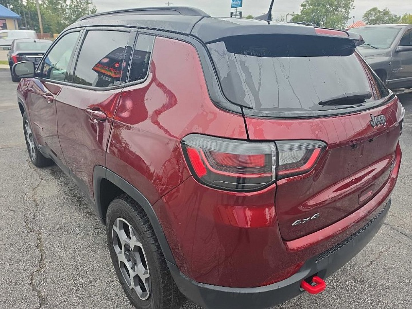 2022 RED /BLACK Jeep Compass Trailhawk 4WD (3C4NJDDB0NT) with an 2.4L L4 DOHC 16V engine, 9A transmission, located at 3304 Woodville Road, Northwood, OH, 43619, (419) 210-8019, 41.612694, -83.480743 - Your #1 Destination for Auto Loans and mdash;No Matter Your Credit!At our dealership, we believe everyone deserves the opportunity to drive their dream car and mdash;whether you have good credit, bad credit, or no credit at all. With a wide selection of hundreds of cars, trucks, and SUVs, you'll fin- Photo#2