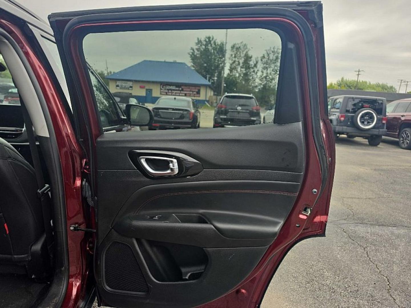 2022 RED /BLACK Jeep Compass Trailhawk 4WD (3C4NJDDB0NT) with an 2.4L L4 DOHC 16V engine, 9A transmission, located at 3304 Woodville Road, Northwood, OH, 43619, (419) 210-8019, 41.612694, -83.480743 - Your #1 Destination for Auto Loans and mdash;No Matter Your Credit!At our dealership, we believe everyone deserves the opportunity to drive their dream car and mdash;whether you have good credit, bad credit, or no credit at all. With a wide selection of hundreds of cars, trucks, and SUVs, you'll fin- Photo#13
