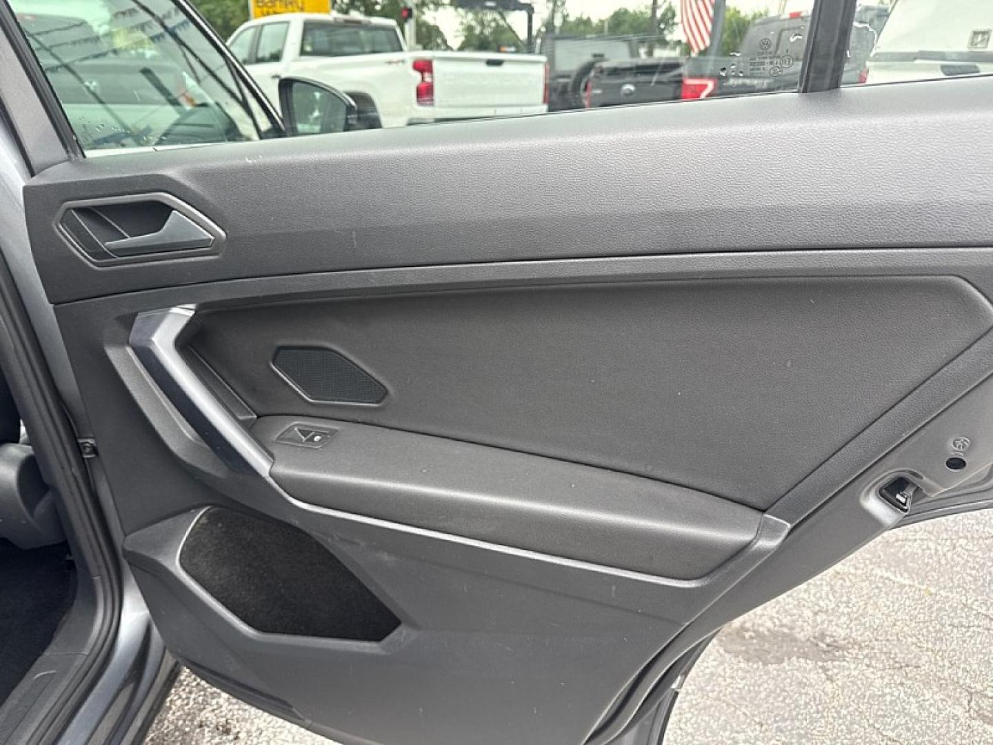 2021 SILVER /BLACK Volkswagen Tiguan SE 4Motion AWD (3VV2B7AX7MM) with an 2.0L L4 DOHC 16V TURBO engine, 8A transmission, located at 3304 Woodville Road, Northwood, OH, 43619, (419) 210-8019, 41.612694, -83.480743 - Your #1 Destination for Auto Loans and mdash;No Matter Your Credit!At our dealership, we believe everyone deserves the opportunity to drive their dream car and mdash;whether you have good credit, bad credit, or no credit at all. With a wide selection of hundreds of cars, trucks, and SUVs, you'll fin- Photo#14