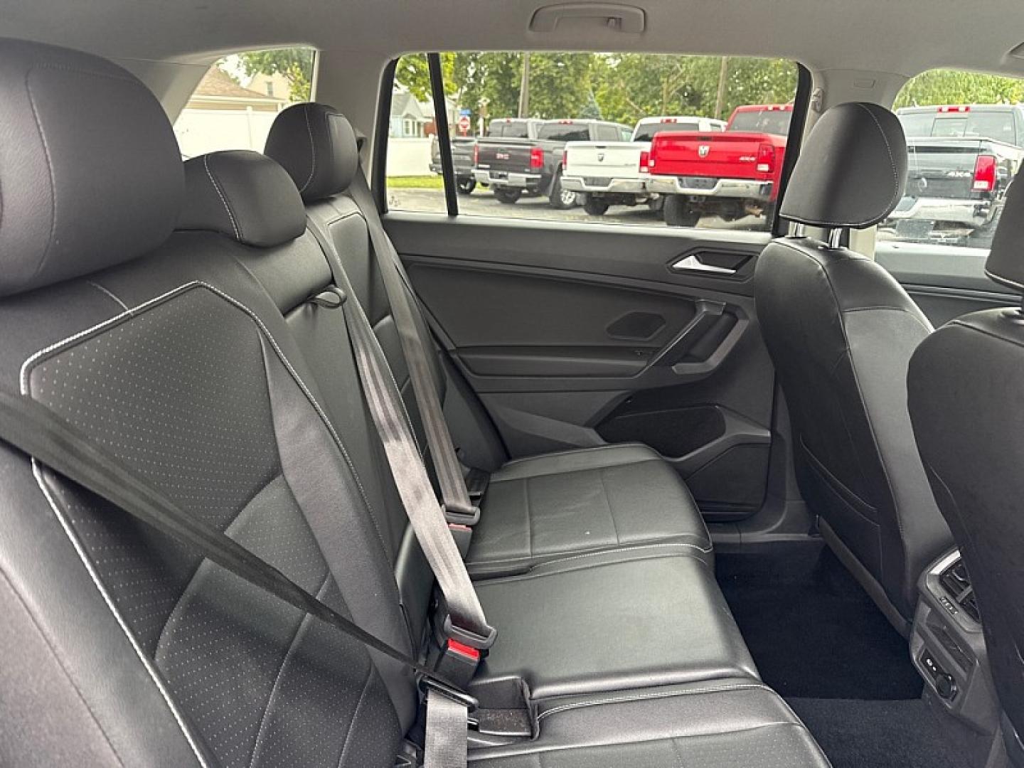 2021 SILVER /BLACK Volkswagen Tiguan SE 4Motion AWD (3VV2B7AX7MM) with an 2.0L L4 DOHC 16V TURBO engine, 8A transmission, located at 3304 Woodville Road, Northwood, OH, 43619, (419) 210-8019, 41.612694, -83.480743 - Your #1 Destination for Auto Loans and mdash;No Matter Your Credit!At our dealership, we believe everyone deserves the opportunity to drive their dream car and mdash;whether you have good credit, bad credit, or no credit at all. With a wide selection of hundreds of cars, trucks, and SUVs, you'll fin- Photo#15