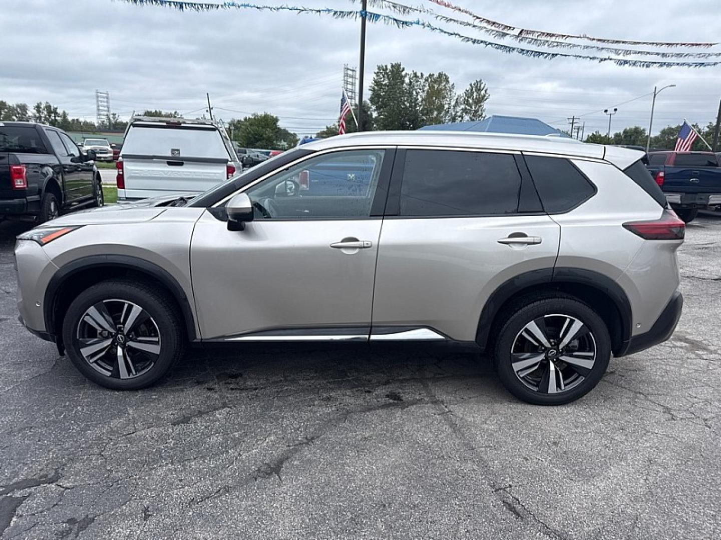 2023 TAN /BLACK Nissan Rogue SL AWD (JN8BT3CB1PW) with an 1.5L L3 DOHC 12V TURBO engine, CVT transmission, located at 3304 Woodville Road, Northwood, OH, 43619, (419) 210-8019, 41.612694, -83.480743 - Your #1 Destination for Auto Loans and mdash;No Matter Your Credit!At our dealership, we believe everyone deserves the opportunity to drive their dream car and mdash;whether you have good credit, bad credit, or no credit at all. With a wide selection of hundreds of cars, trucks, and SUVs, you'll fin- Photo#1