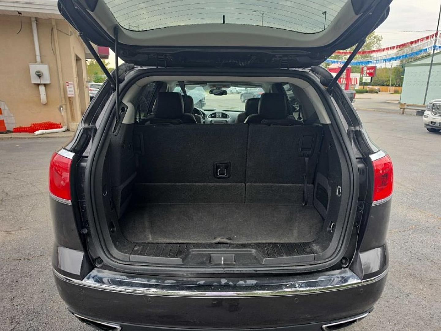 2013 GRAY /BLACK Buick Enclave Premium AWD (5GAKVDKD0DJ) with an 3.6L V6 DOHC 24V engine, 6-Speed Automatic Overdrive transmission, located at 3304 Woodville Road, Northwood, OH, 43619, (419) 210-8019, 41.612694, -83.480743- Photo#14