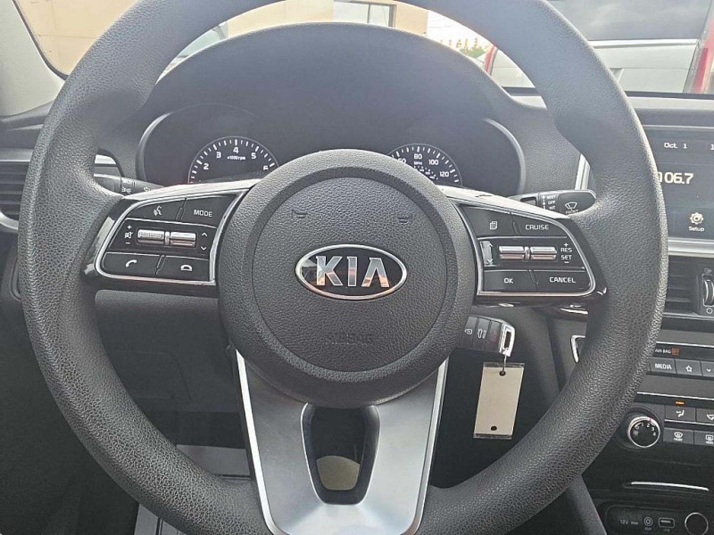 2020 WHITE /BLACK Kia Optima LX (5XXGT4L35LG) with an 2.4L L4 DOHC 16V engine, 6A transmission, located at 3304 Woodville Road, Northwood, OH, 43619, (419) 210-8019, 41.612694, -83.480743 - Your #1 Destination for Auto Loans and mdash;No Matter Your Credit!At our dealership, we believe everyone deserves the opportunity to drive their dream car and mdash;whether you have good credit, bad credit, or no credit at all. With a wide selection of hundreds of cars, trucks, and SUVs, you'll fin- Photo#19