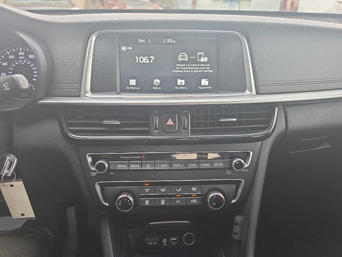 2020 WHITE /BLACK Kia Optima LX (5XXGT4L35LG) with an 2.4L L4 DOHC 16V engine, 6A transmission, located at 3304 Woodville Road, Northwood, OH, 43619, (419) 210-8019, 41.612694, -83.480743 - Your #1 Destination for Auto Loans and mdash;No Matter Your Credit!At our dealership, we believe everyone deserves the opportunity to drive their dream car and mdash;whether you have good credit, bad credit, or no credit at all. With a wide selection of hundreds of cars, trucks, and SUVs, you'll fin- Photo#20