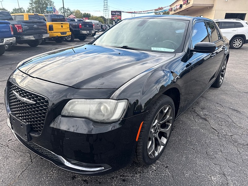 photo of 2016 Chrysler 300 S V6 RWD