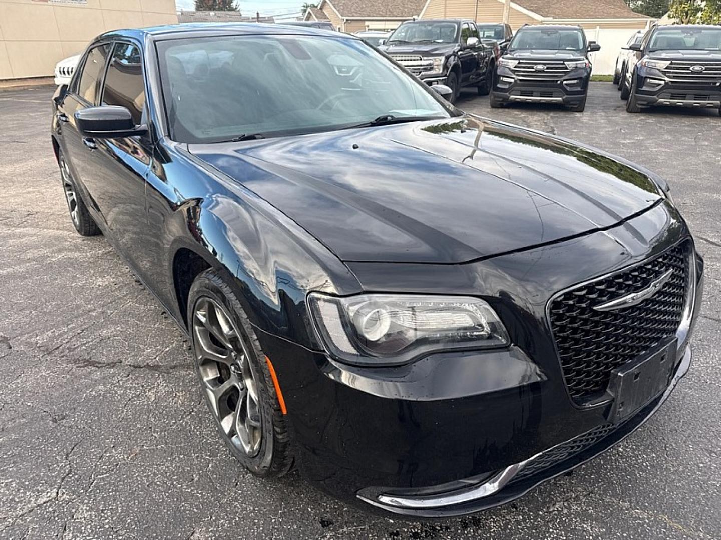 2016 BLACK /BLACK Chrysler 300 S V6 RWD (2C3CCABG2GH) with an 3.6L V6 DOHC 24V engine, 8A transmission, located at 3304 Woodville Road, Northwood, OH, 43619, (419) 210-8019, 41.612694, -83.480743 - Your #1 Destination for Auto Loans and mdash;No Matter Your Credit!At our dealership, we believe everyone deserves the opportunity to drive their dream car and mdash;whether you have good credit, bad credit, or no credit at all. With a wide selection of hundreds of cars, trucks, and SUVs, you'll fin- Photo#6