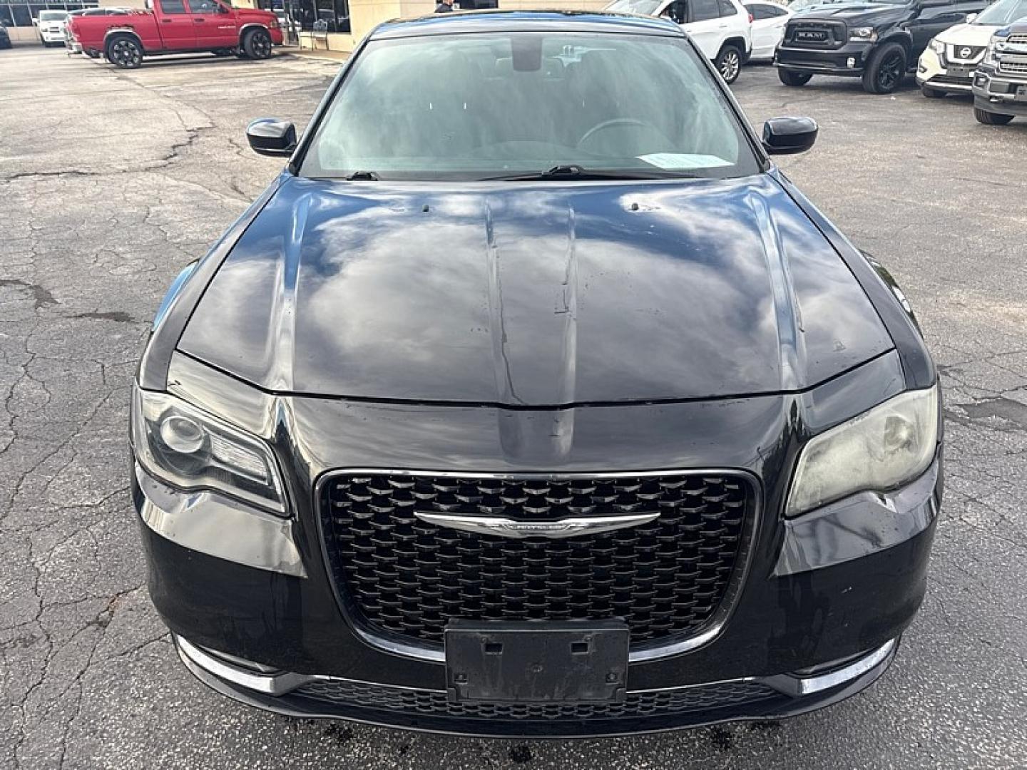 2016 BLACK /BLACK Chrysler 300 S V6 RWD (2C3CCABG2GH) with an 3.6L V6 DOHC 24V engine, 8A transmission, located at 3304 Woodville Road, Northwood, OH, 43619, (419) 210-8019, 41.612694, -83.480743 - Your #1 Destination for Auto Loans and mdash;No Matter Your Credit!At our dealership, we believe everyone deserves the opportunity to drive their dream car and mdash;whether you have good credit, bad credit, or no credit at all. With a wide selection of hundreds of cars, trucks, and SUVs, you'll fin- Photo#7
