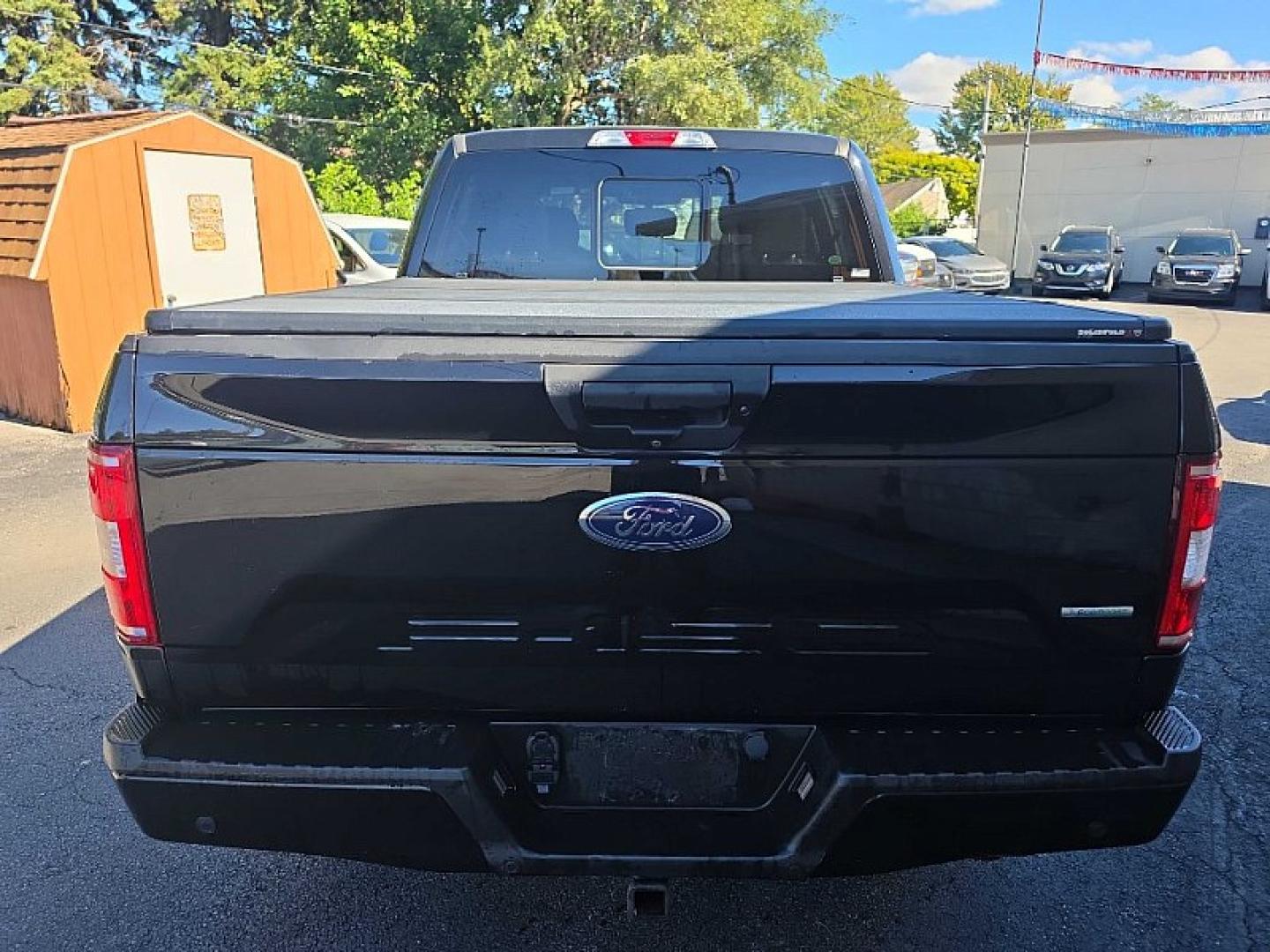 2019 BLACK /BLACK Ford F-150 Lariat SuperCrew 5.5-ft. Bed 2WD (1FTEW1CP1KF) with an 2.7L V6 DOHC 24V engine, 6A transmission, located at 3304 Woodville Road, Northwood, OH, 43619, (419) 210-8019, 41.612694, -83.480743 - Your #1 Destination for Auto Loans and mdash;No Matter Your Credit!At our dealership, we believe everyone deserves the opportunity to drive their dream car and mdash;whether you have good credit, bad credit, or no credit at all. With a wide selection of hundreds of cars, trucks, and SUVs, you'll fin- Photo#3