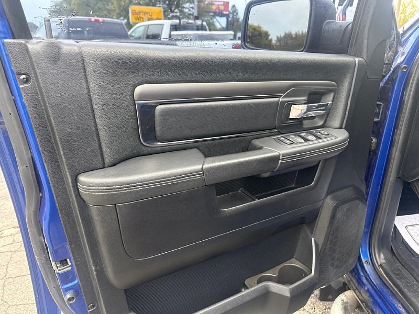 2015 BLUE /BLACK Ram 1500 Sport Quad Cab 4WD (1C6RR7HT4FS) with an 5.7L V8 OHV 16V engine, 6A transmission, located at 3304 Woodville Road, Northwood, OH, 43619, (419) 210-8019, 41.612694, -83.480743 - Your #1 Destination for Auto Loans and mdash;No Matter Your Credit!At our dealership, we believe everyone deserves the opportunity to drive their dream car and mdash;whether you have good credit, bad credit, or no credit at all. With a wide selection of hundreds of cars, trucks, and SUVs, you'll fin- Photo#8
