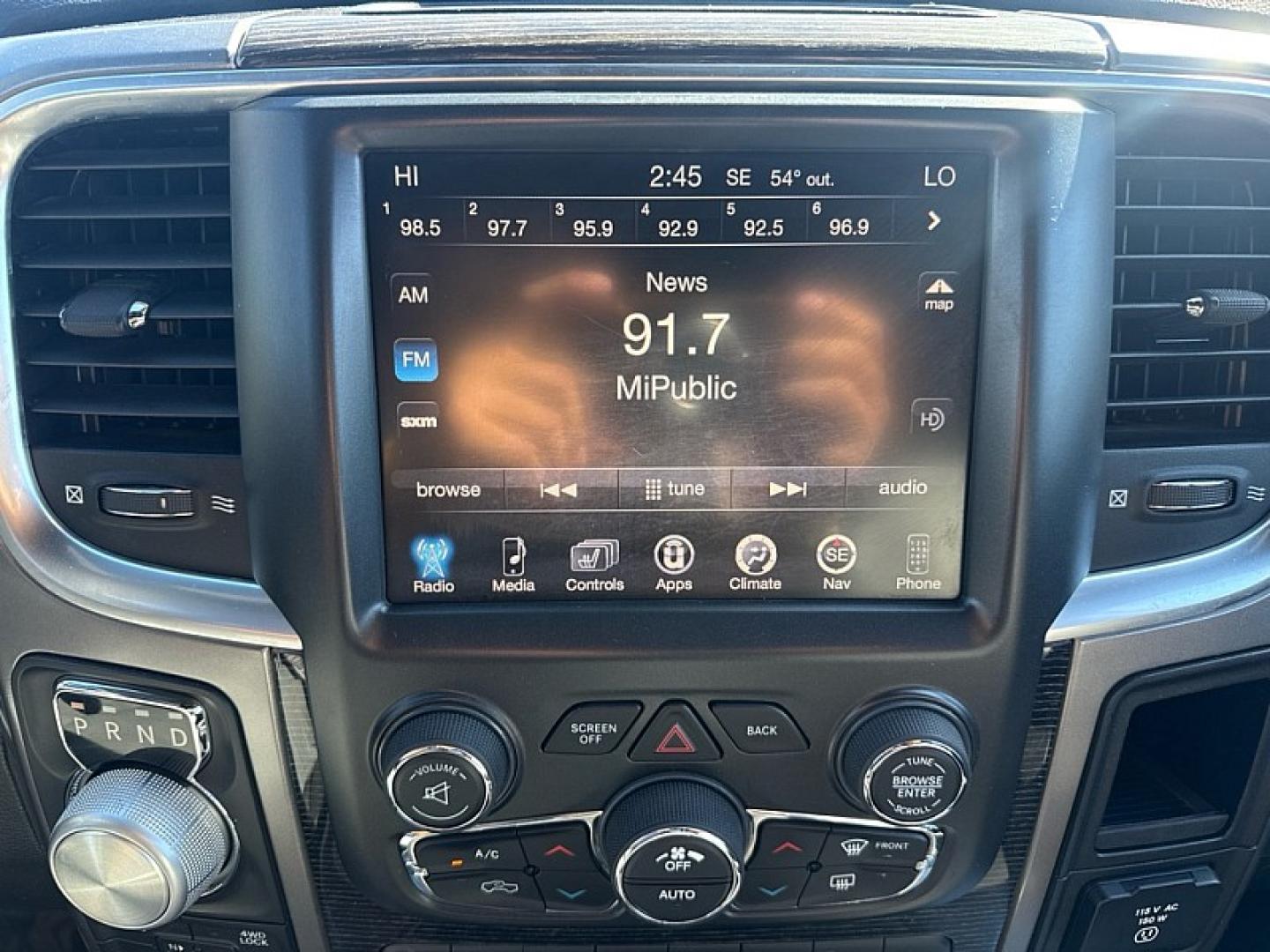 2016 WHITE /BLACK RAM 1500 Longhorn Crew Cab SWB 4WD (1C6RR7PT4GS) with an 5.7L V8 OHV 16V engine, 6A transmission, located at 3304 Woodville Road, Northwood, OH, 43619, (419) 210-8019, 41.612694, -83.480743 - Your #1 Destination for Auto Loans and mdash;No Matter Your Credit!At our dealership, we believe everyone deserves the opportunity to drive their dream car and mdash;whether you have good credit, bad credit, or no credit at all. With a wide selection of hundreds of cars, trucks, and SUVs, you'll fin- Photo#18