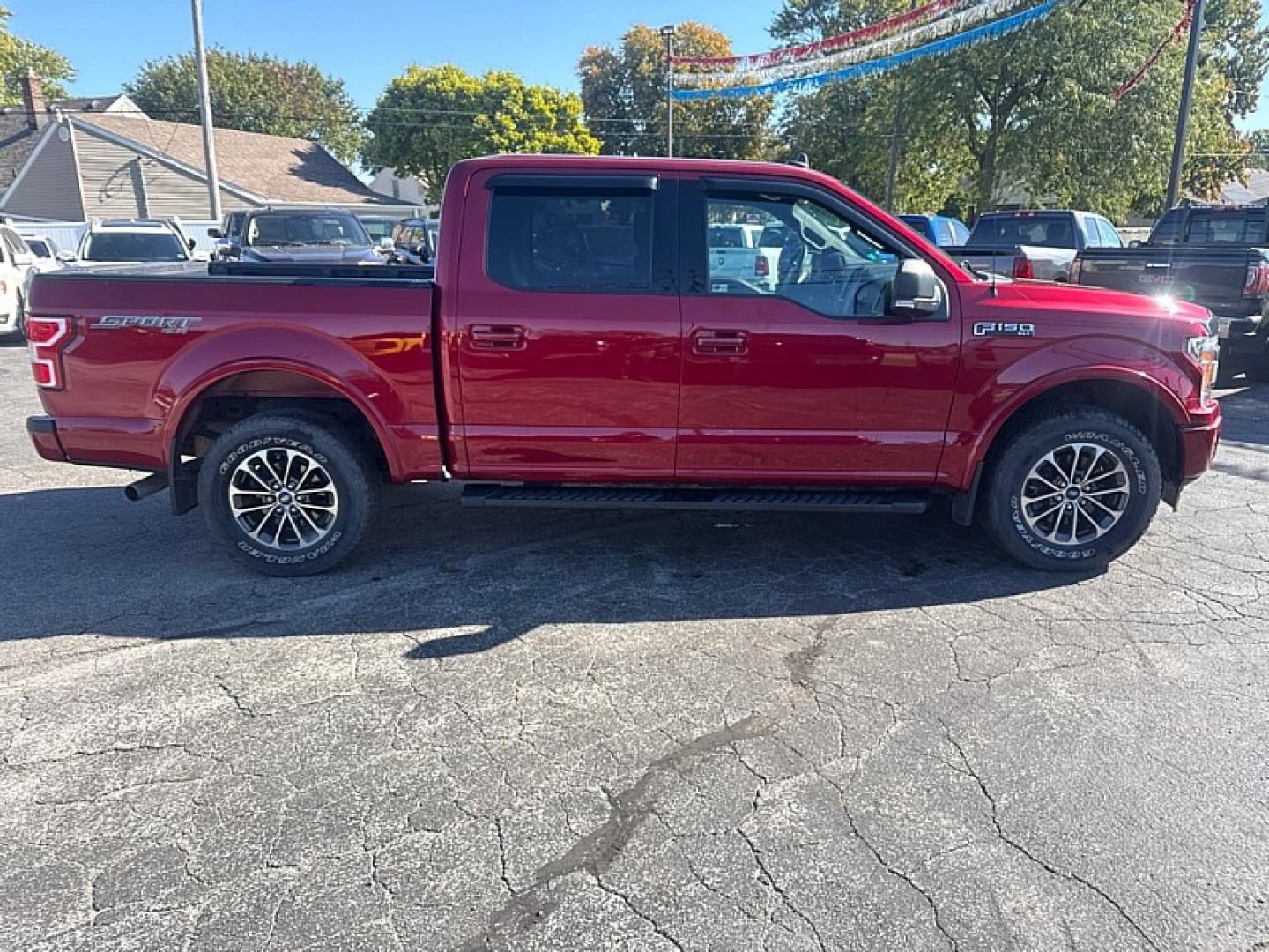 2019 RED /BLACK Ford F-150 XLT SuperCrew 6.5-ft. Bed 4WD (1FTEW1E41KF) with an 3.5L V6 TURBO engine, 6A transmission, located at 3304 Woodville Road, Northwood, OH, 43619, (419) 210-8019, 41.612694, -83.480743- Photo#5