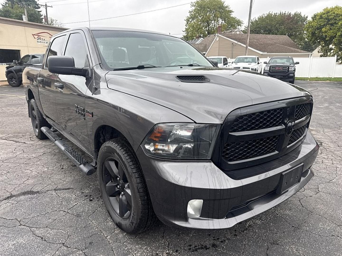 2019 GRAY /BLACK Ram 1500 Tradesman Crew Cab SWB 4WD (1C6RR7KT6KS) with an 5.7L V8 OHV 16V engine, 8A transmission, located at 3304 Woodville Road, Northwood, OH, 43619, (419) 210-8019, 41.612694, -83.480743 - Your #1 Destination for Auto Loans and mdash;No Matter Your Credit!At our dealership, we believe everyone deserves the opportunity to drive their dream car and mdash;whether you have good credit, bad credit, or no credit at all. With a wide selection of hundreds of cars, trucks, and SUVs, you'll fin- Photo#6