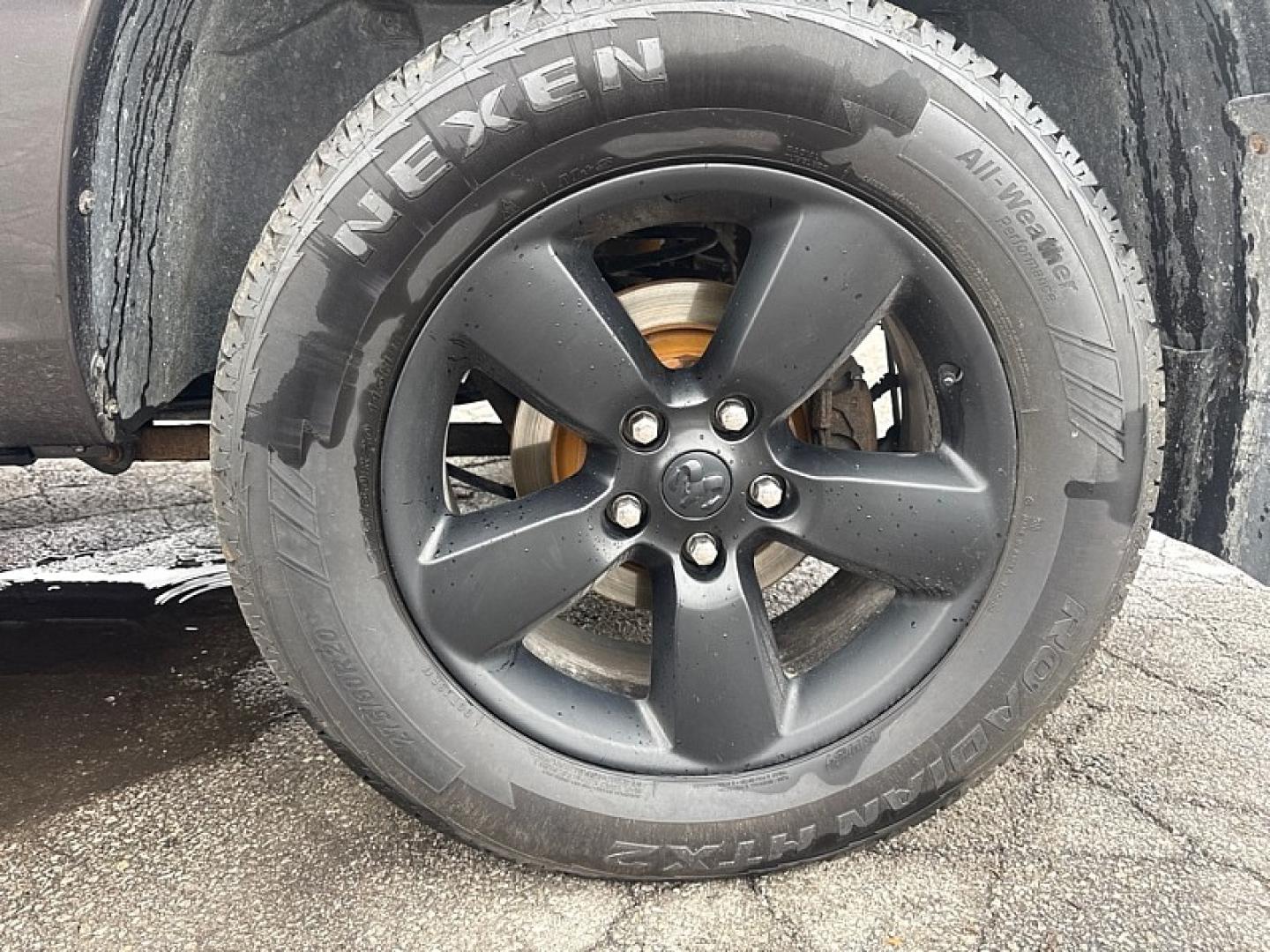 2019 GRAY /BLACK Ram 1500 Tradesman Crew Cab SWB 4WD (1C6RR7KT6KS) with an 5.7L V8 OHV 16V engine, 8A transmission, located at 3304 Woodville Road, Northwood, OH, 43619, (419) 210-8019, 41.612694, -83.480743 - Your #1 Destination for Auto Loans and mdash;No Matter Your Credit!At our dealership, we believe everyone deserves the opportunity to drive their dream car and mdash;whether you have good credit, bad credit, or no credit at all. With a wide selection of hundreds of cars, trucks, and SUVs, you'll fin- Photo#16