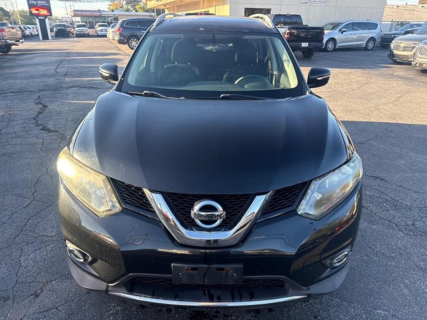 2015 BLACK /BLACK Nissan Rogue S 2WD (5N1AT2MT1FC) with an 2.5L L4 DOHC 16V engine, Continuously Variable Transmission transmission, located at 3304 Woodville Road, Northwood, OH, 43619, (419) 210-8019, 41.612694, -83.480743 - Your #1 Destination for Auto Loans and mdash;No Matter Your Credit!At our dealership, we believe everyone deserves the opportunity to drive their dream car and mdash;whether you have good credit, bad credit, or no credit at all. With a wide selection of hundreds of cars, trucks, and SUVs, you'll fin- Photo#7