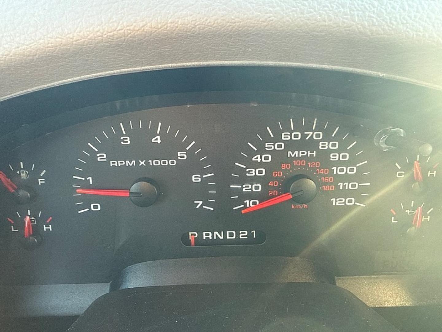 2008 BLUE /TAN Ford F-150 FX4 SuperCab (1FTRX14W48F) with an 4.6L V8 SOHC 16V engine, 4A OD transmission, located at 3304 Woodville Road, Northwood, OH, 43619, (419) 210-8019, 41.612694, -83.480743 - Your #1 Destination for Auto Loans and mdash;No Matter Your Credit!At our dealership, we believe everyone deserves the opportunity to drive their dream car and mdash;whether you have good credit, bad credit, or no credit at all. With a wide selection of hundreds of cars, trucks, and SUVs, you'll fin- Photo#18