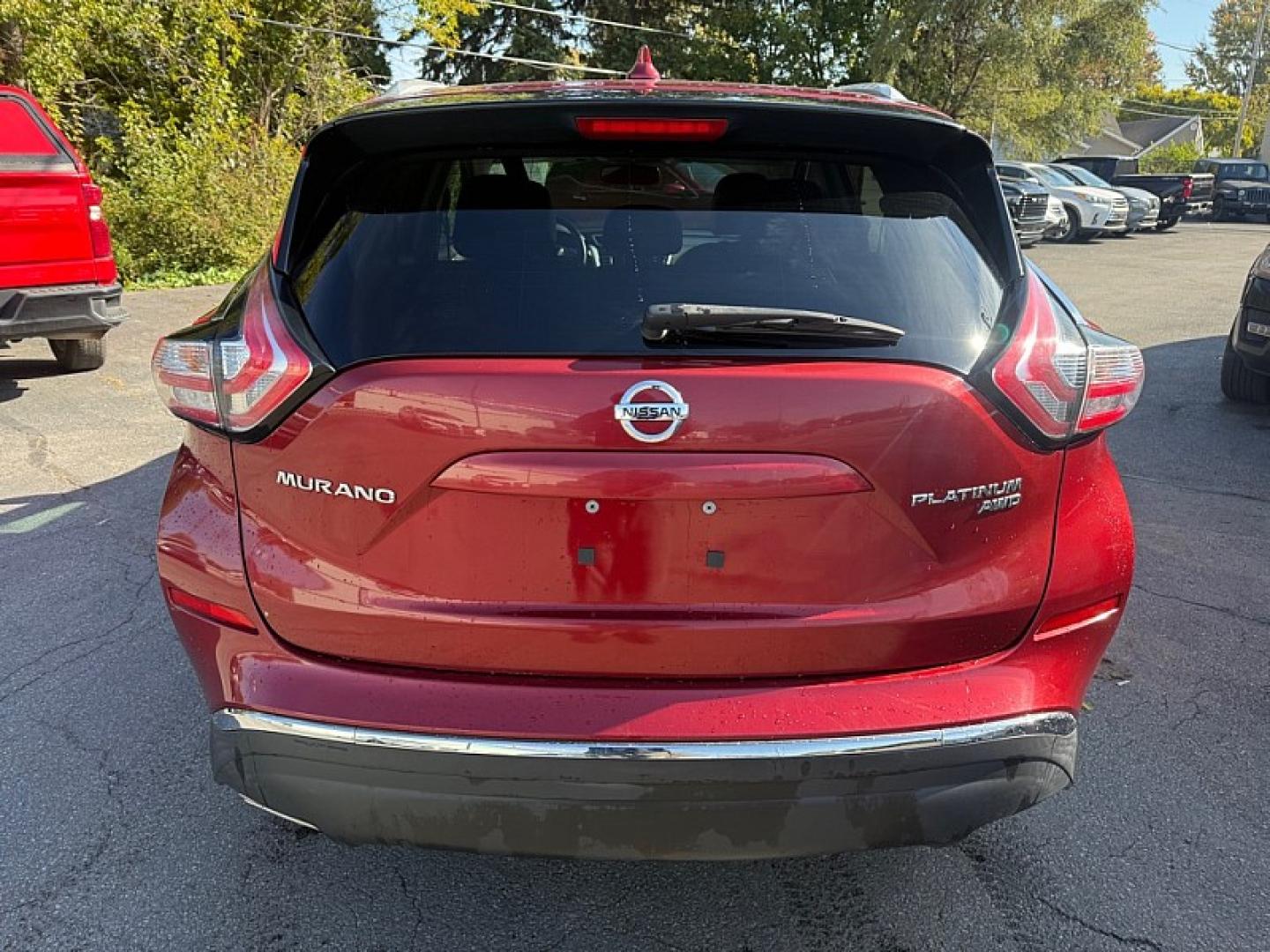 2017 RED /BLACK Nissan Murano Platinum AWD (5N1AZ2MH6HN) with an 3.5L V6 DOHC 24V engine, CVT transmission, located at 3304 Woodville Road, Northwood, OH, 43619, (419) 210-8019, 41.612694, -83.480743 - Your #1 Destination for Auto Loans and mdash;No Matter Your Credit!At our dealership, we believe everyone deserves the opportunity to drive their dream car and mdash;whether you have good credit, bad credit, or no credit at all. With a wide selection of hundreds of cars, trucks, and SUVs, you'll fin- Photo#27