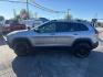 2016 SILVER /BLACK Jeep Cherokee Trailhawk 4WD (1C4PJMBS5GW) with an 3.2L V6 DOHC 24V engine, 9A transmission, located at 3304 Woodville Road, Northwood, OH, 43619, (419) 210-8019, 41.612694, -83.480743 - Your #1 Destination for Auto Loans and mdash;No Matter Your Credit!At our dealership, we believe everyone deserves the opportunity to drive their dream car and mdash;whether you have good credit, bad credit, or no credit at all. With a wide selection of hundreds of cars, trucks, and SUVs, you'll fin- Photo#1