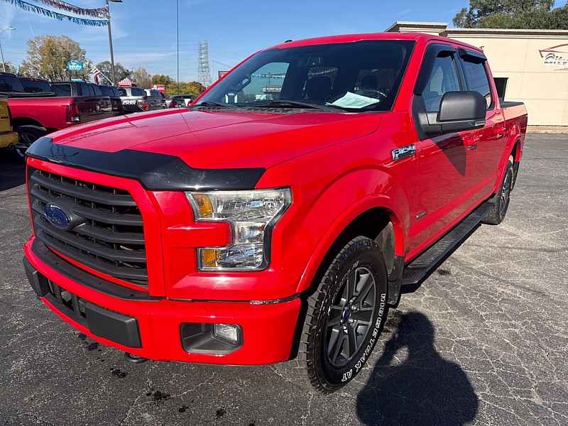 photo of 2015 Ford F-150 XLT SuperCrew 6.5-ft. Bed 4WD