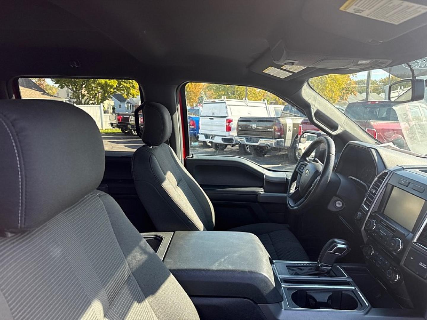 2015 RED Ford F-150 XLT SuperCrew 6.5-ft. Bed 4WD (1FTEW1EG3FK) with an 3.5L V6 TURBO engine, 6-Speed Automatic transmission, located at 3304 Woodville Road, Northwood, OH, 43619, (419) 210-8019, 41.612694, -83.480743 - Your #1 Destination for Auto Loans and mdash;No Matter Your Credit!At our dealership, we believe everyone deserves the opportunity to drive their dream car and mdash;whether you have good credit, bad credit, or no credit at all. With a wide selection of hundreds of cars, trucks, and SUVs, you'll fin- Photo#15