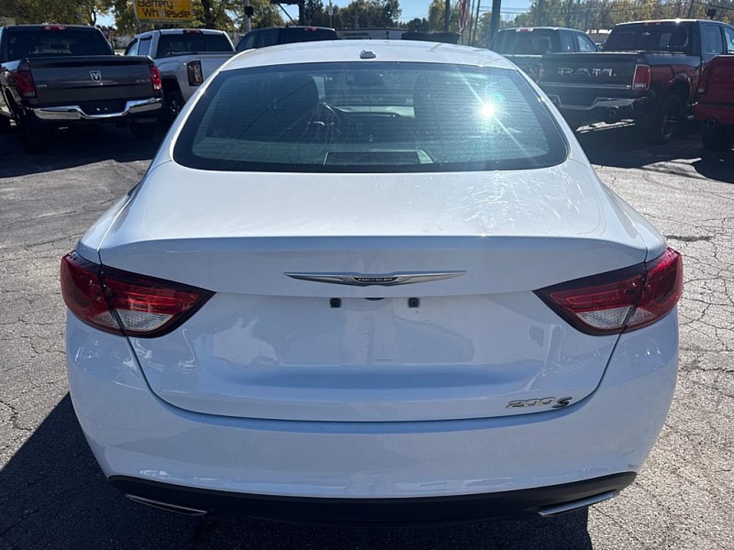 2016 WHITE /BLACK Chrysler 200 S (1C3CCCBG4GN) with an 3.6L V6 DOHC 24V FFV engine, 9A transmission, located at 3304 Woodville Road, Northwood, OH, 43619, (419) 210-8019, 41.612694, -83.480743 - Your #1 Destination for Auto Loans and mdash;No Matter Your Credit!At our dealership, we believe everyone deserves the opportunity to drive their dream car and mdash;whether you have good credit, bad credit, or no credit at all. With a wide selection of hundreds of cars, trucks, and SUVs, you'll fin- Photo#3