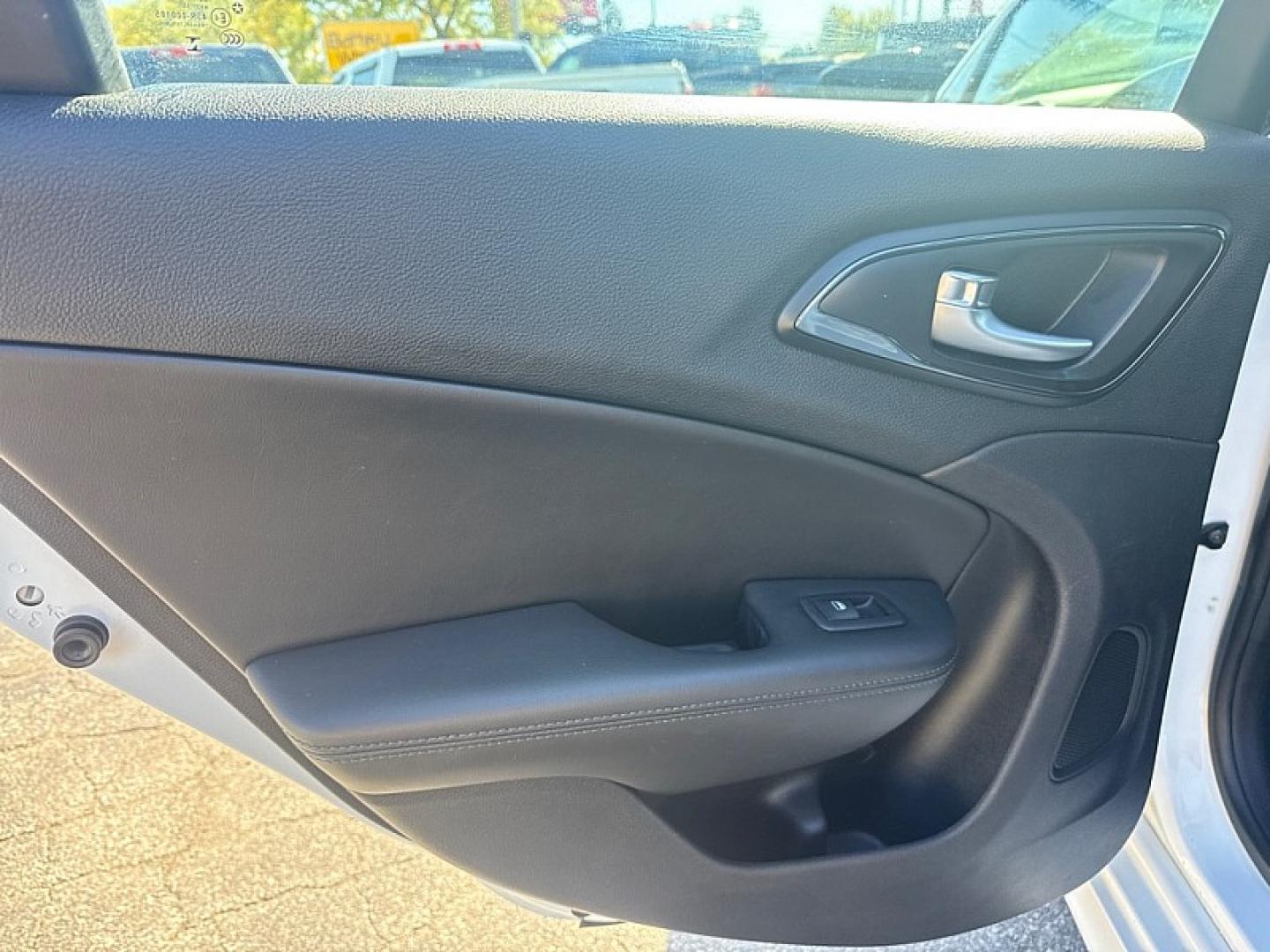 2016 WHITE /BLACK Chrysler 200 S (1C3CCCBG4GN) with an 3.6L V6 DOHC 24V FFV engine, 9A transmission, located at 3304 Woodville Road, Northwood, OH, 43619, (419) 210-8019, 41.612694, -83.480743 - Your #1 Destination for Auto Loans and mdash;No Matter Your Credit!At our dealership, we believe everyone deserves the opportunity to drive their dream car and mdash;whether you have good credit, bad credit, or no credit at all. With a wide selection of hundreds of cars, trucks, and SUVs, you'll fin- Photo#10
