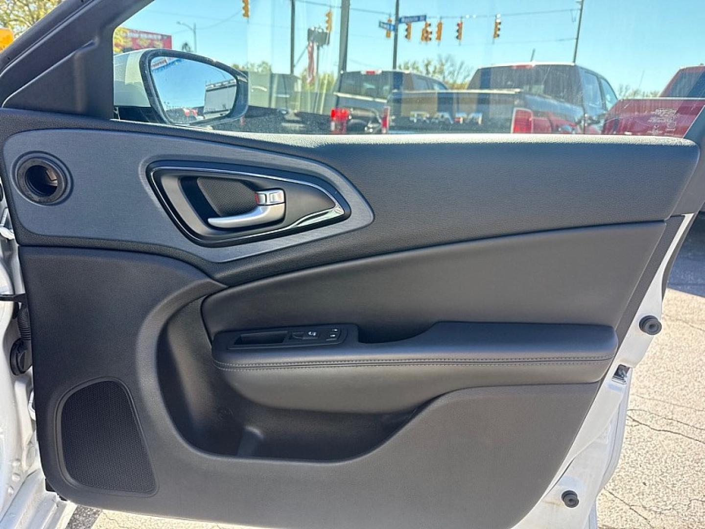 2016 WHITE /BLACK Chrysler 200 S (1C3CCCBG4GN) with an 3.6L V6 DOHC 24V FFV engine, 9A transmission, located at 3304 Woodville Road, Northwood, OH, 43619, (419) 210-8019, 41.612694, -83.480743 - Your #1 Destination for Auto Loans and mdash;No Matter Your Credit!At our dealership, we believe everyone deserves the opportunity to drive their dream car and mdash;whether you have good credit, bad credit, or no credit at all. With a wide selection of hundreds of cars, trucks, and SUVs, you'll fin- Photo#14