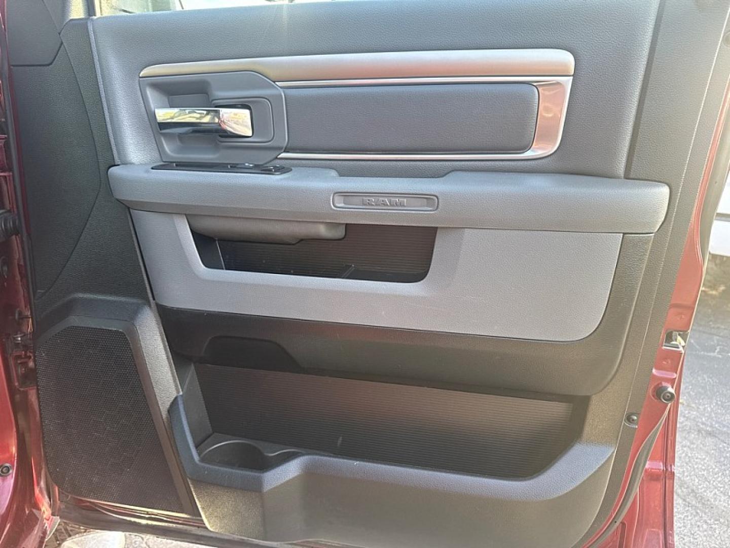 2017 MAROON /GRAY Ram 1500 SLT Crew Cab SWB 4WD (1C6RR7LT8HS) with an 5.7L V8 OHV 16V engine, 8A transmission, located at 3304 Woodville Road, Northwood, OH, 43619, (419) 210-8019, 41.612694, -83.480743 - Your #1 Destination for Auto Loans and mdash;No Matter Your Credit!At our dealership, we believe everyone deserves the opportunity to drive their dream car and mdash;whether you have good credit, bad credit, or no credit at all. With a wide selection of hundreds of cars, trucks, and SUVs, you'll fin- Photo#14