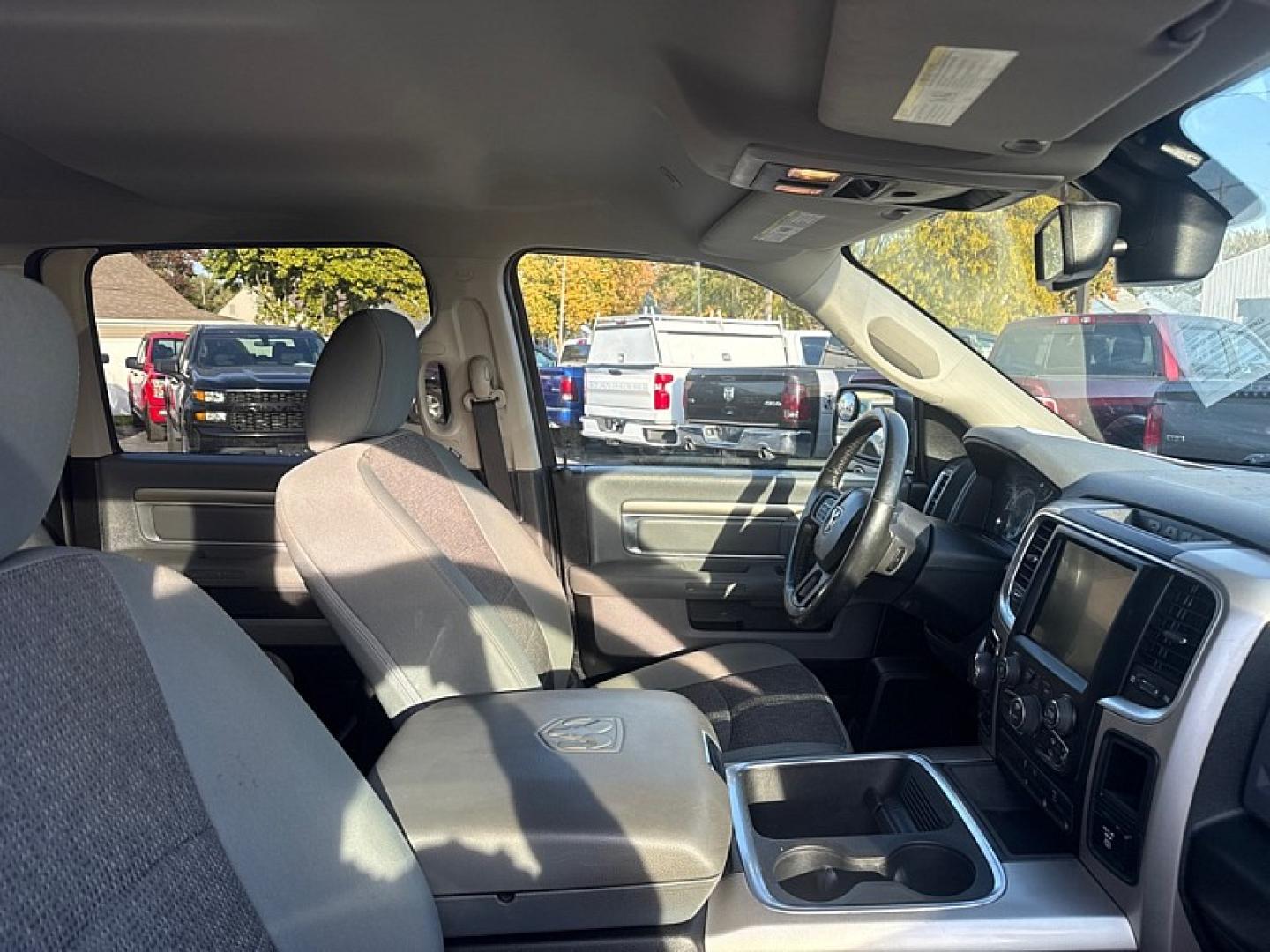 2017 MAROON /GRAY Ram 1500 SLT Crew Cab SWB 4WD (1C6RR7LT8HS) with an 5.7L V8 OHV 16V engine, 8A transmission, located at 3304 Woodville Road, Northwood, OH, 43619, (419) 210-8019, 41.612694, -83.480743 - Your #1 Destination for Auto Loans and mdash;No Matter Your Credit!At our dealership, we believe everyone deserves the opportunity to drive their dream car and mdash;whether you have good credit, bad credit, or no credit at all. With a wide selection of hundreds of cars, trucks, and SUVs, you'll fin- Photo#15