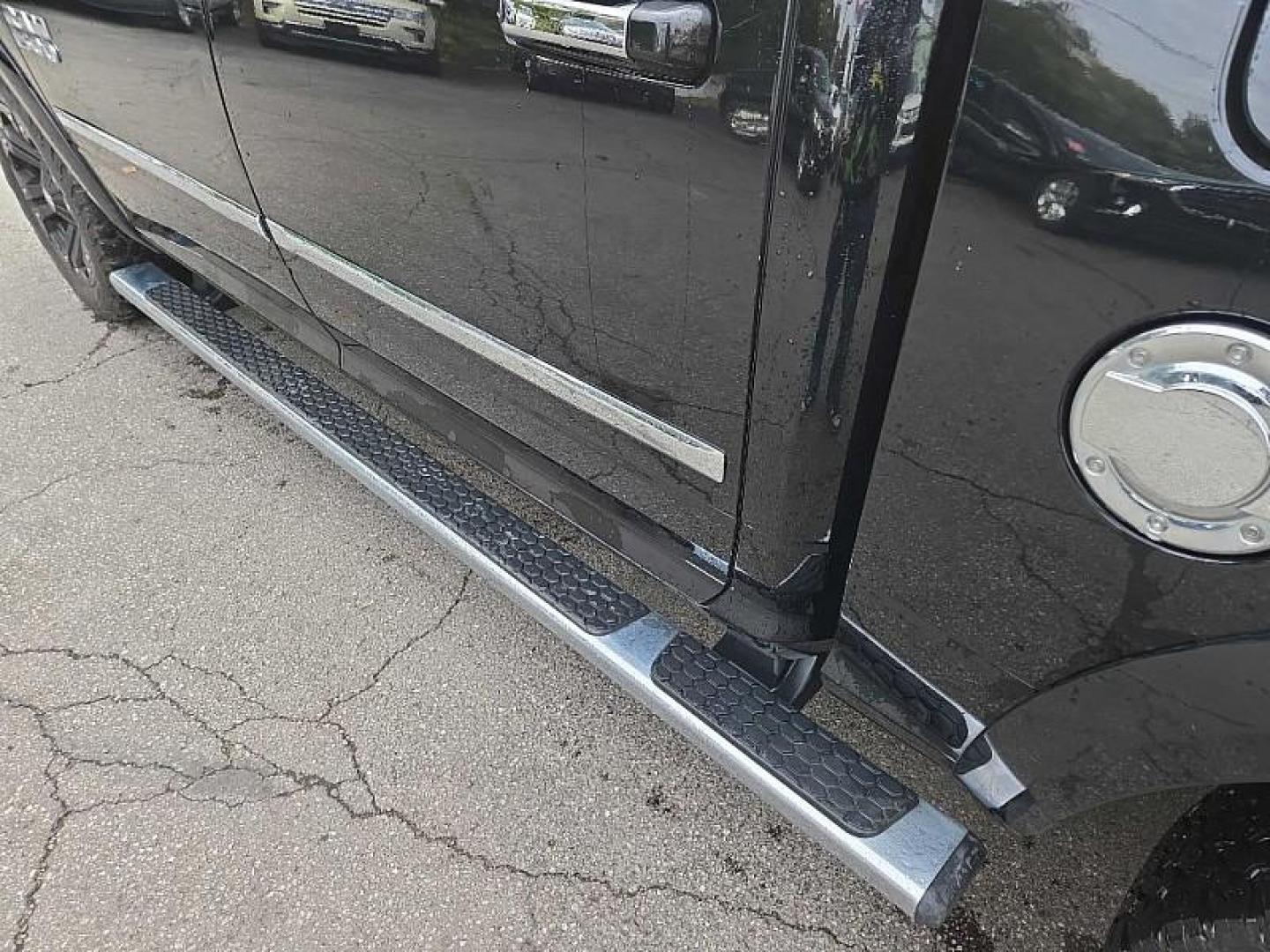 2015 BLACK /BLACK RAM 1500 Longhorn Crew Cab SWB 4WD (1C6RR7PTXFS) with an 5.7L V8 OHV 16V engine, 6-Speed Automatic transmission, located at 3304 Woodville Road, Northwood, OH, 43619, (419) 210-8019, 41.612694, -83.480743 - Photo#14