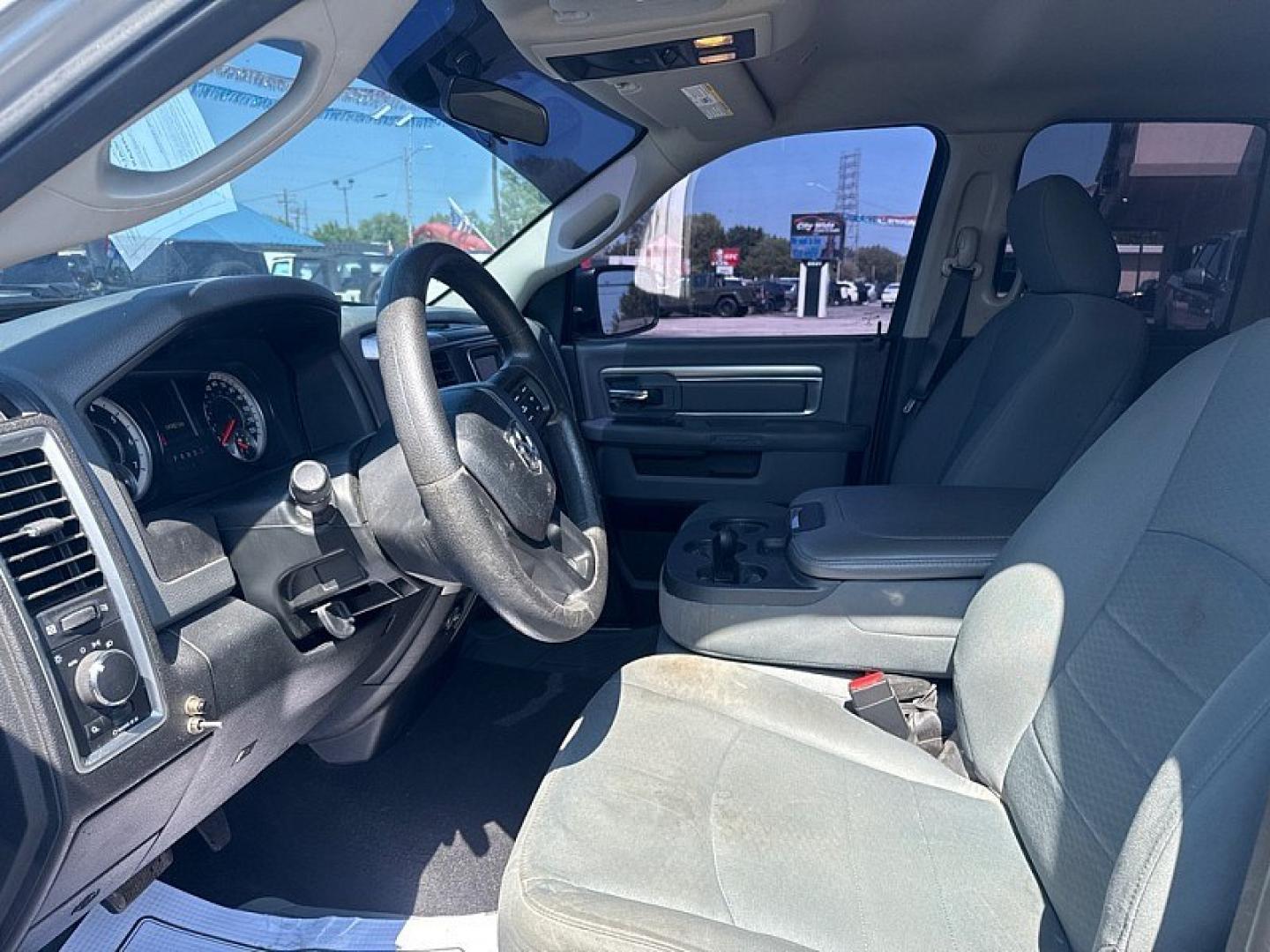 2017 SILVER /BLACK RAM 1500 SLT Quad Cab 4WD (1C6RR7GG5HS) with an 3.6L V6 DOHC 24V FFV engine, 8A transmission, located at 3304 Woodville Road, Northwood, OH, 43619, (419) 210-8019, 41.612694, -83.480743 - Your #1 Destination for Auto Loans and mdash;No Matter Your Credit!At our dealership, we believe everyone deserves the opportunity to drive their dream car and mdash;whether you have good credit, bad credit, or no credit at all. With a wide selection of hundreds of cars, trucks, and SUVs, you'll fin- Photo#6