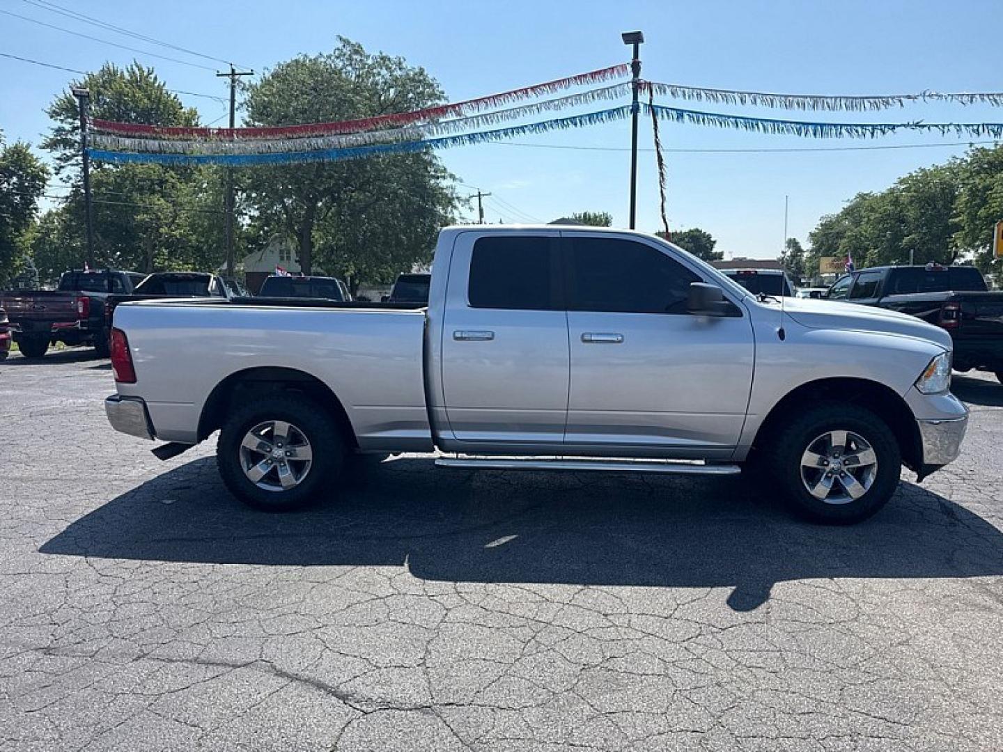 2017 SILVER /BLACK RAM 1500 SLT Quad Cab 4WD (1C6RR7GG5HS) with an 3.6L V6 DOHC 24V FFV engine, 8A transmission, located at 3304 Woodville Road, Northwood, OH, 43619, (419) 210-8019, 41.612694, -83.480743 - Your #1 Destination for Auto Loans and mdash;No Matter Your Credit!At our dealership, we believe everyone deserves the opportunity to drive their dream car and mdash;whether you have good credit, bad credit, or no credit at all. With a wide selection of hundreds of cars, trucks, and SUVs, you'll fin- Photo#14