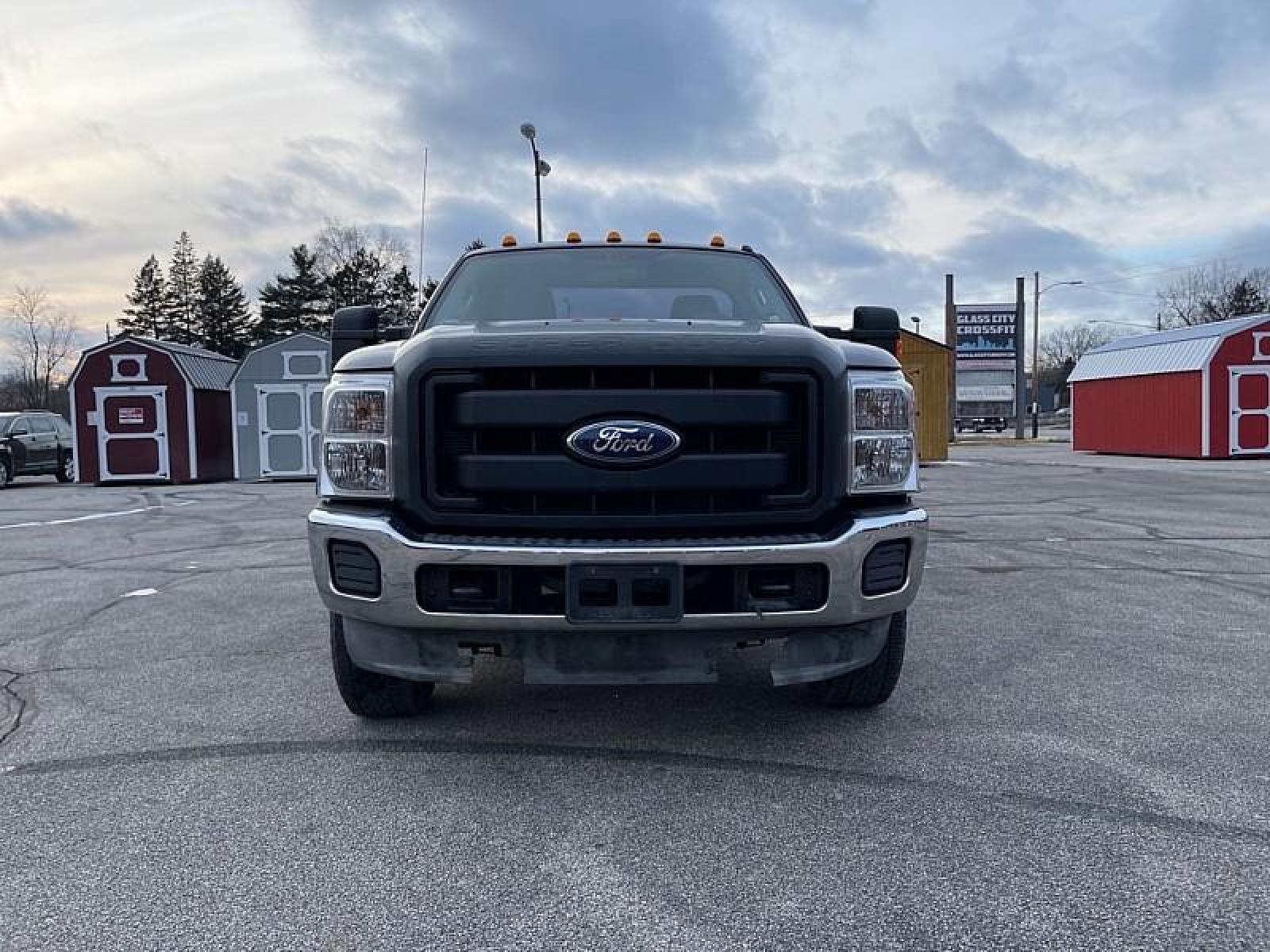 2012 GRAY Ford Super Duty F-250 4WD (1FTBF2B63CE) with an V8 Flex Fuel 6.2 Liter engine, Auto HD 6-Spd SelectShift transmission, located at 3304 Woodville Road, Northwood, OH, 43619, (419) 210-8019, 41.612694, -83.480743 - We are #1 Auto Loan for Good Bad or No Credit we have hundreds of vehicles to choose from stop on in or just fill out our online application to get approved for auto financing and see your credit score for free by visiting our website today. We have Low Payment Options and Terms Available to Suit - Photo #8